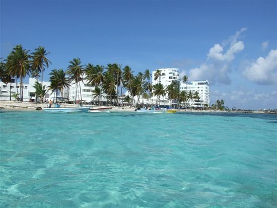 skyline san andres - touristisch aber wunderschön.