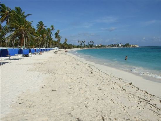 ellenlanger weisser sandstrand - der lädt uns zum relaxen ein.