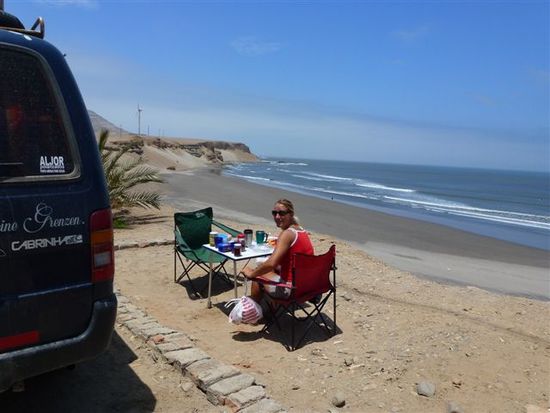 puerto chicama mitten im surferland.
