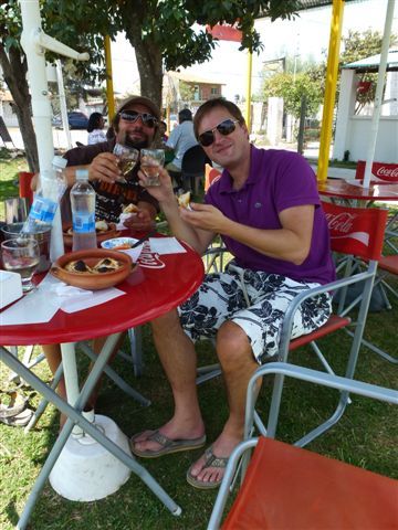 jens wird mit malbec und empanadas perfekt in die villa venus eingebürgert.
