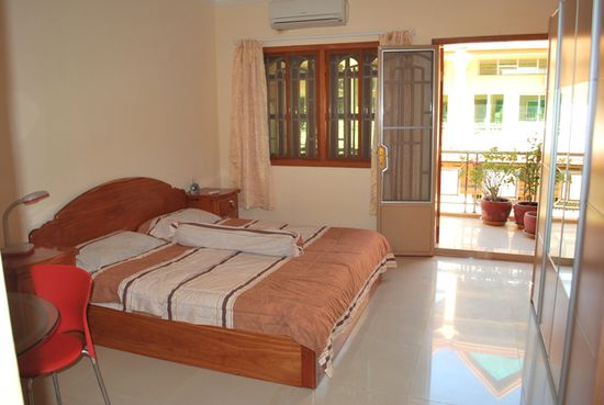 Unser Schlafzimmer mit Balkon.