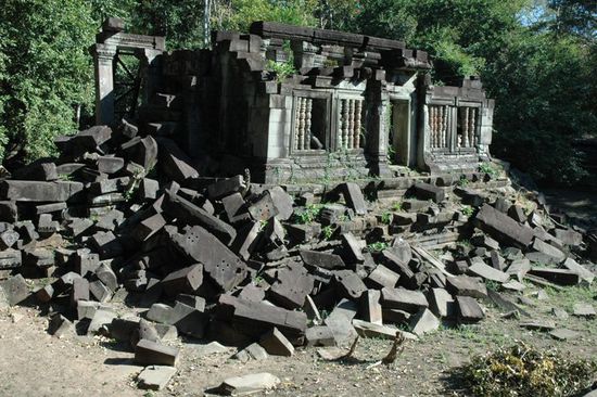 An den Teilen, die erhalten geblieben sind, kann man die ehemalige Schoenheit erahnen.