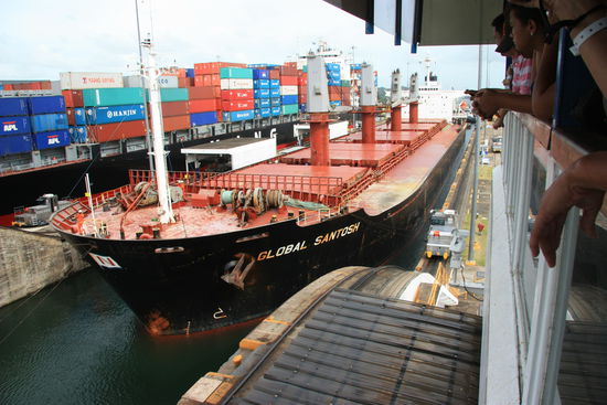 Schiff rein - Wasser hoch - Schiff raus - FERTIG