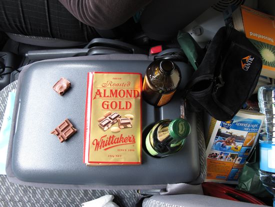 We needed a little snack on the road... Non alcoholic ginger beer and some chocolate
