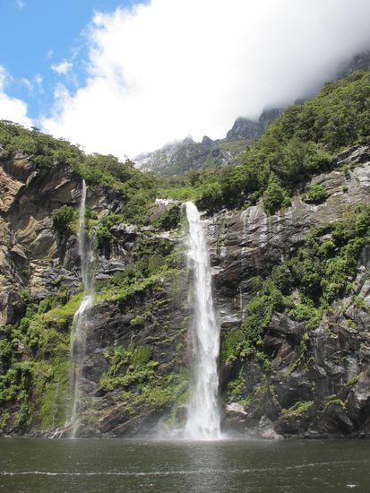 ... we've seen many, many waterfalls ... GREAT!