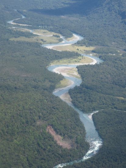 ... in such river courses we could see the New Zealand's Speedboats ...