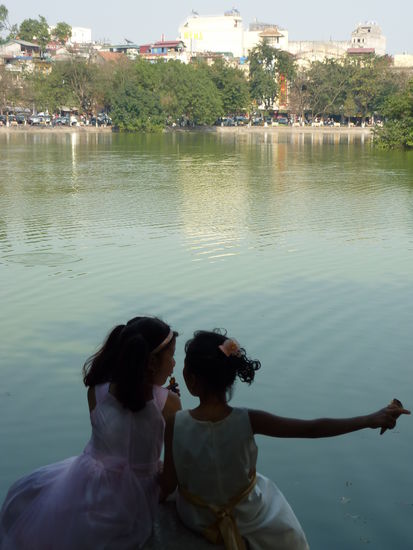 Der Ho Hoàn Kiem See begrenzt die Altstadt