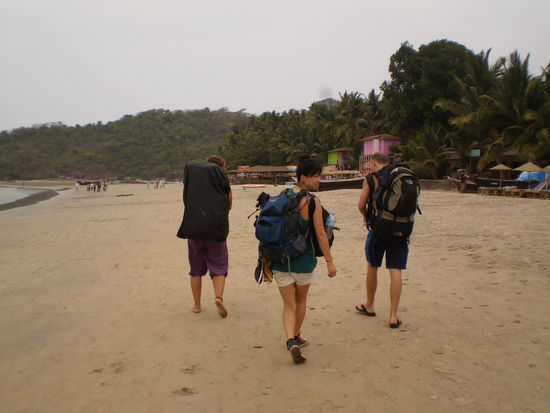 Ankunft in Goa - sieht bedeckt aus, war aber trotzdem drueckend heiss!
