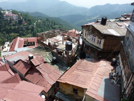 Auch wenn's von vorne nicht zu schlecht aussah, wir sind immer noch in Indien! 