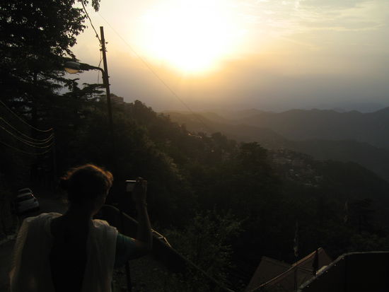 Shit!!!
War aber auch ein schoener Ausblick! Den muss man ja wohl fotografieren!