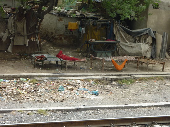 ...raus aus Dehli...