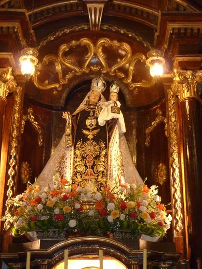 In der Iglesia de San Franzisco: einer der vielen Altaere