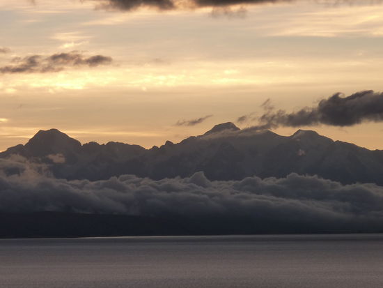 Cordilliera Real (mit 6 Gipfeln hoeher als 6000m)