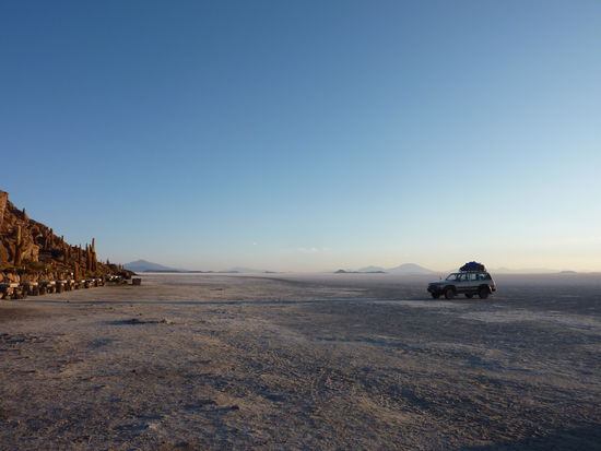 Auf der Incahuasi Insel stehen 1200 Jahre alte Kakteen, die jedes Jahr nur ein paar Milimeter wachsen.