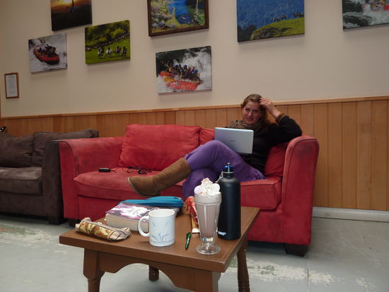 und ich ergreife die Gelegenheit entspannt und durch das Kaminfeuer gewaermt, meine Erlebnisse fuer euch aufzubereiten...