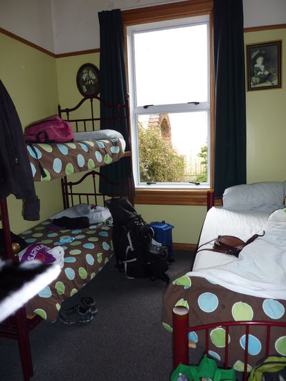 ...mit OHNE  Stockbetten und einem Wohnzimmer mit Schwedenofen und Videoabend.