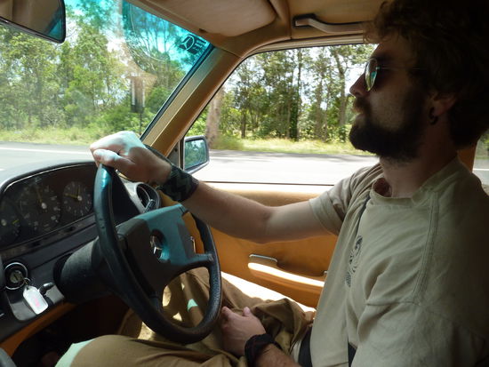 Typische Formation: Pat und ich fahren...