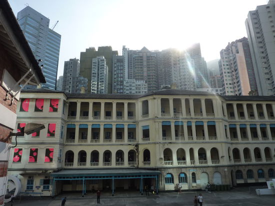 Das alte Polizeihauptquartier, das jetzt Fotoausstellungen beherbergt