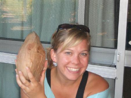 Meine erste Coconut!
Jetzt "nur" noch aufbekommen....
(hat geklappt und war super lecker!)