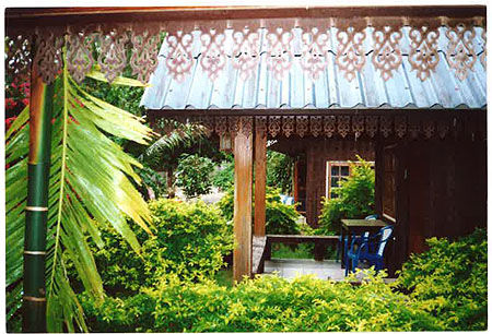 Mein Bungalow in Bang Krud, zweckmäßig eingerichtet, mit AC,
super Bad für 600,-THB
