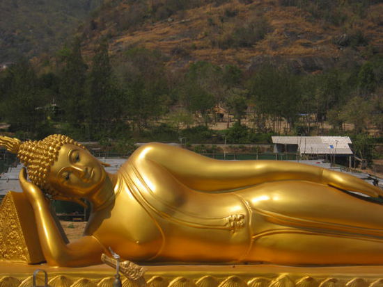 Wer genau hinschaut, sieht vieles mehr als nur Buddha auf den
Weg ins NIRWANA.