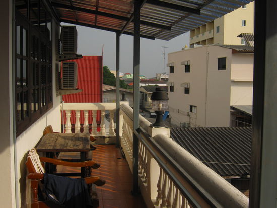 Terrassse vor meinem Zimmer