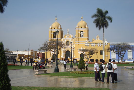 Plaza de Armes in Trujillo