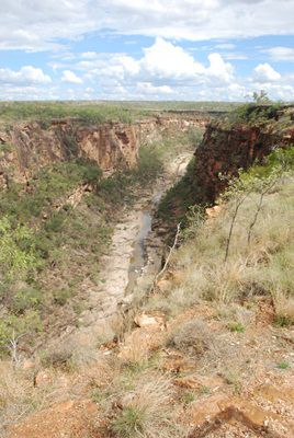 Der kleine Grand Canyon.... und unten war was zum Baden...