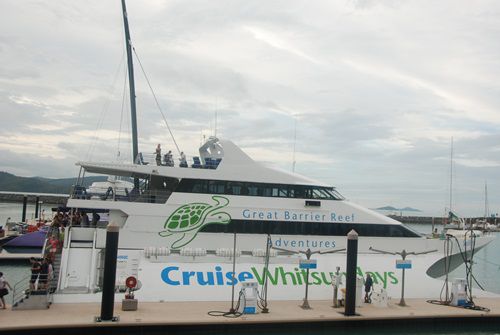 Unsere Yacht, die uns schnell zum Riff brachte