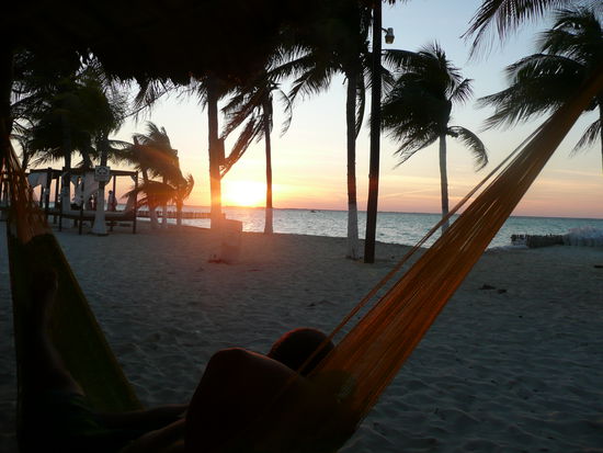 no dae allerletscht Sunnaestrahl ifange.. euses abigprogramm voraem nachtaessse mit aem obligatorische Mojito 