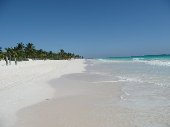 dae Sand sowies wiae Schnee.. und ganz wichtig, man beachte die Touristen! Es war menschenleer.. 