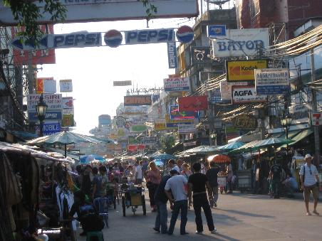 Koh San Road - Das Backpacker El Dorado
