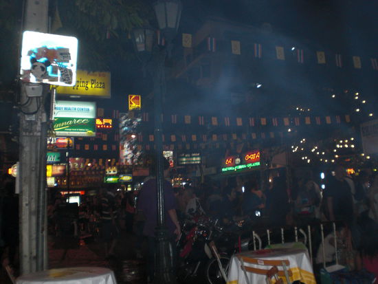 Blick von meinem Platz mit Bierchen auf das Treiben in der KSR