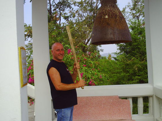 U-Bonrat, dort habe  ich erstmal meine Glocken geläutet.