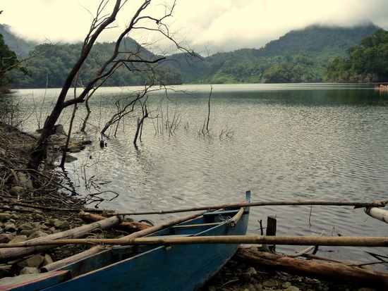 Lake Balinsasayao