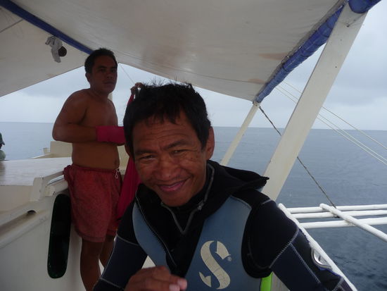 Unser sympathischer und engagierter Tauchguide Junior