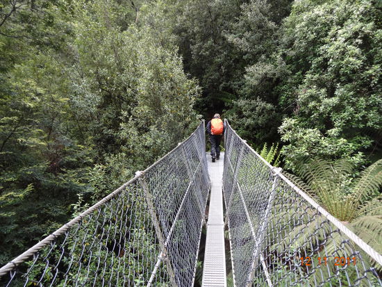 [verweis=das war wieder etwas fuer mich, ich konnte wieder huepfen.eigentlich konnte man von hier den Montezuma Falls wunderbar betrachten.]Dein Linktext hier...[/verweis]