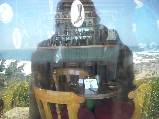 Spiegelung im Fenster