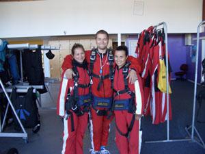 vor unserem Skydive (Taupo, Neuseeland)