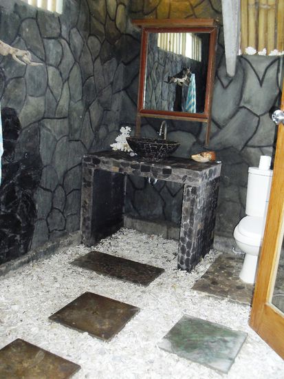 Das Badezimmer.. leider sind die Korallen am Boden schwer zu erkennen...