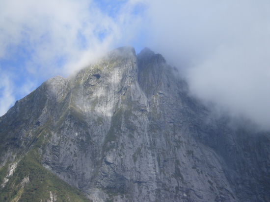 Mitre Peak verhuellt