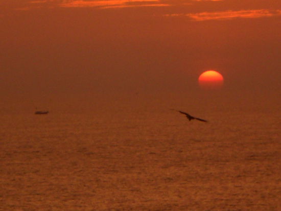 fast jeden Tag gabs derlei Sonnenuntergang..... Aussicht vom Balkon