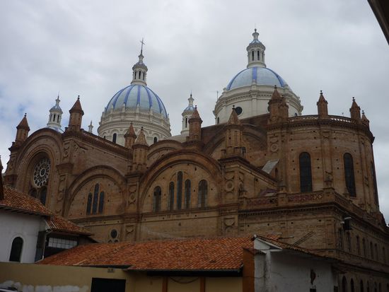 Die "Neue Kathedrale" ist das Wahrzeichen von Cuenca.
