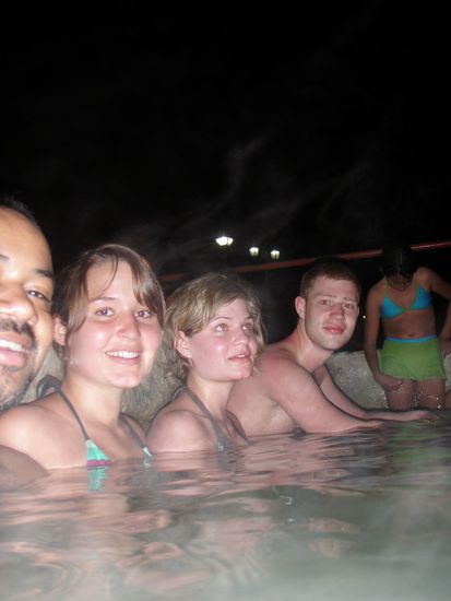 In Banos entspringen zahlreiche schwefelhaltige heiße Quellen, die die Becken von drei Thermalbädern speisen.