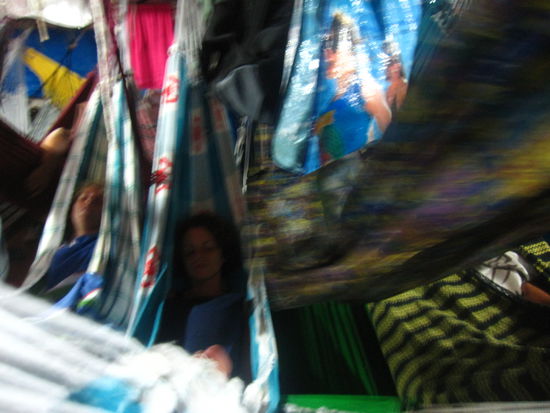 Die gruene Haengematte an der unteren Bildkannte gehoert der Frau. Direkt oberhalb war mein Schlafplatz.