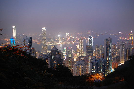 Hongkong by night