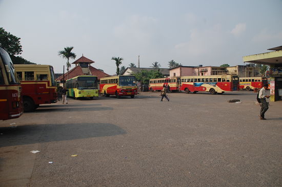Busbahnhof in Ernakulam