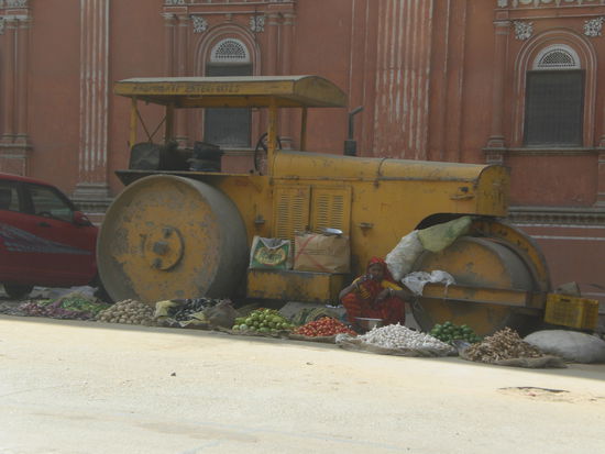 aus allem wird ein Verkaufsstand gemacht
