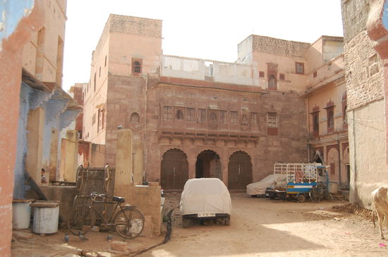 ein Hinterhof in Jodhpur