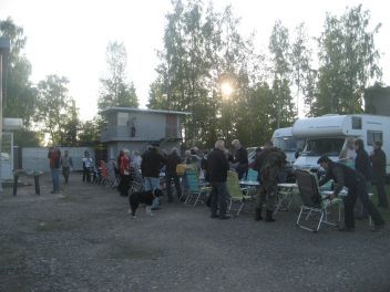 Abendstimmung am Platz in Lomonossov